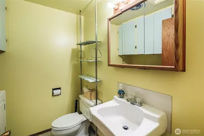 6702 193rd Street SW, Lynnwood, WA 98036 - Photo 19