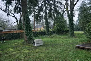 8309 Maple St SW, Lakewood, WA 98498 - Photo 3