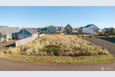 1450 Trade Wind Avenue SW, Ocean Shores, WA 98569 - Photo 1