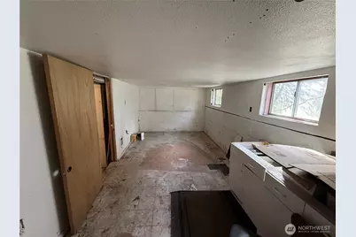 618 N 125th Street, Seattle, WA 98133 - Photo 17