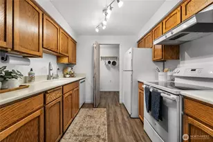 7315 N Skyview Ln, Tacoma, WA 98406 - Photo 7