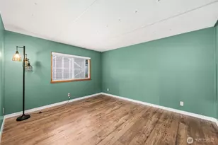 9314 Canyon Rd E, Puyallup, WA 98371 - Photo 9