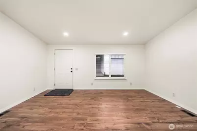 9314 Canyon Road E #40, Puyallup, WA 98371 - Photo 7