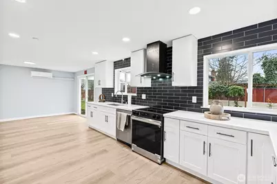 5704 109th Street SW, Lakewood, WA 98499 - Photo 9