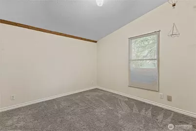1827 137th Street E #102, Tacoma, WA 98445 - Photo 13