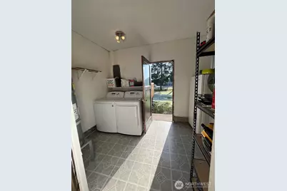 302 Centre Street N, Rainier, WA 98576 - Photo 19