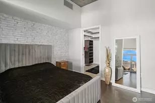 501 Roy St, Seattle, WA 98109 - Photo 13