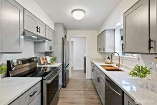 3772 Colonial Ln SE, Port Orchard, WA 98366 - Photo 9