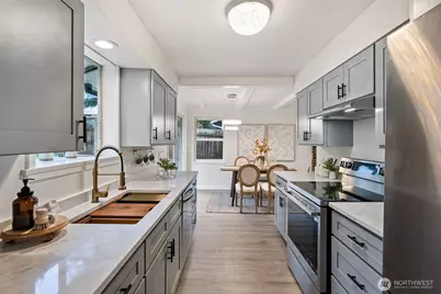 3772 Colonial Lane SE, Port Orchard, WA 98366 - Photo 11