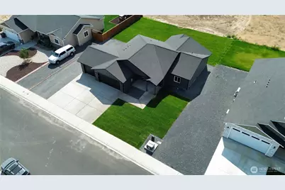 70 Sunwest Drive, Ephrata, WA 98823 - Photo 3