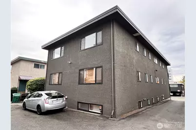 2040 NW 59th Street, Seattle, WA 98107 - Photo 3