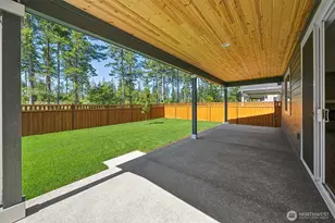 20324 150th St E, Bonney Lake, WA 98391 - Photo 17