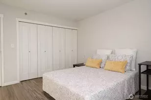 121 Vine St, Seattle, WA 98121 - Photo 15