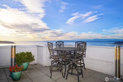 121 Vine Street #1702, Seattle, WA 98121 - Photo 29