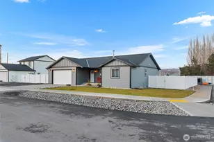 41 Benjamin Pl, Malaga, WA 98828 - Photo 5