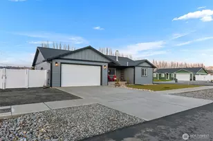 41 Benjamin Pl, Malaga, WA 98828 - Photo 3