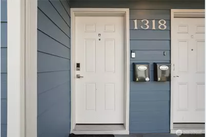 1318 S J Street, Tacoma, WA 98405 - Photo 3