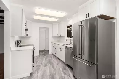 14909 11th Avenue Ct E, Tacoma, WA 98445 - Photo 9