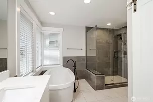 7560 S 130th Pl, Seattle, WA 98178 - Photo 11