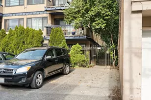 2219 Eastlake Ave E, Seattle, WA 98102 - Photo 25