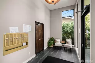 2219 Eastlake Ave E, Seattle, WA 98102 - Photo 21