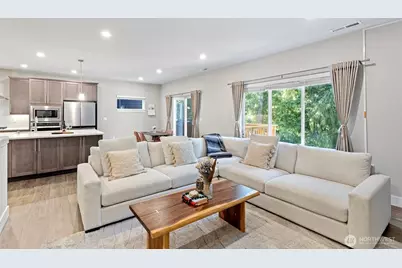 2128 229th Place SW, Bothell, WA 98021 - Photo 5