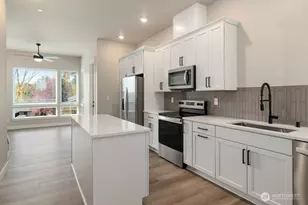 12806 66th Ave S, Seattle, WA 98178 - Photo 5