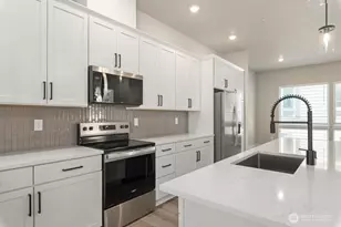 6609 S 128th St, Seattle, WA 98178 - Photo 15