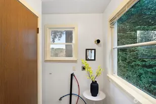 19024 15th Ave NE, Shoreline, WA 98155 - Photo 17