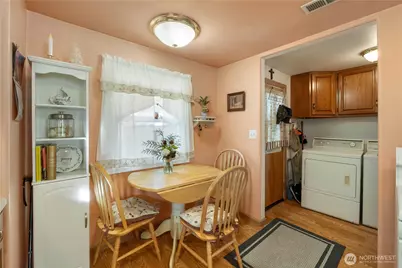 1107 Adele Street, Sumner, WA 98390 - Photo 9