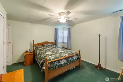 1107 Adele Street, Sumner, WA 98390 - Photo 13