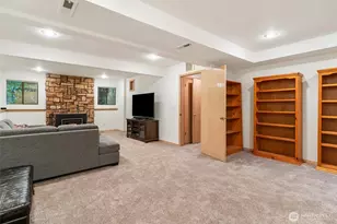 22934 SE 37th St, Sammamish, WA 98075 - Photo 29