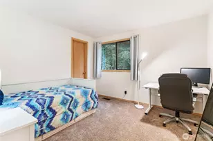 22934 SE 37th St, Sammamish, WA 98075 - Photo 15