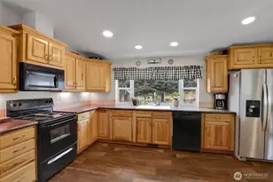 38911 N Newport Hwy, Elk, WA 99009 - Photo 11