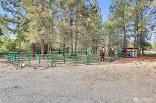 38911 N Newport Hwy, Elk, WA 99009 - Photo 29