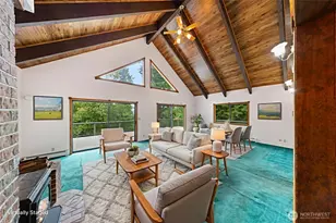 671 Edmonds Rd, Coupeville, WA 98239 - Photo 3