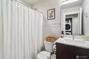 4908 S Willow St, Seattle, WA 98118 - Photo 17