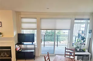 3217 Eastlake Ave E, Seattle, WA 98102 - Photo 5