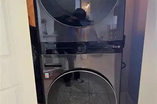 3217 Eastlake Ave E, Seattle, WA 98102 - Photo 7