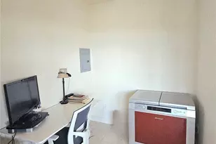 3217 Eastlake Ave E, Seattle, WA 98102 - Photo 13