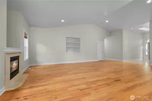 13796 Seaview Way, Anacortes, WA 98221 - Photo 9