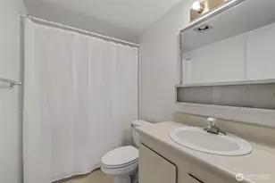 17514 151st Ave SE, Renton, WA 98058 - Photo 9