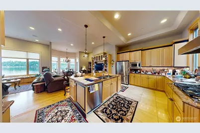 2837 E Lake Sammamish Parkway NE, Sammamish, WA 98074 - Photo 13