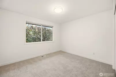 12615 SE 27th Street, Bellevue, WA 98005 - Photo 27