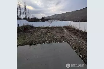 1344 Theo Way, Rock Island, WA 98850 - Photo 29