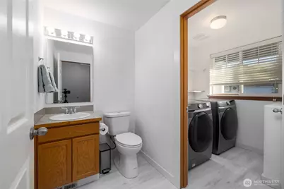 250 Dallas Street, Mount Vernon, WA 98274 - Photo 19