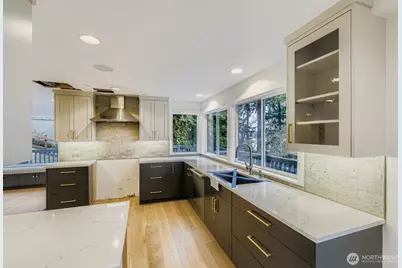 15211 61st Place NE, Kenmore, WA 98028 - Photo 7