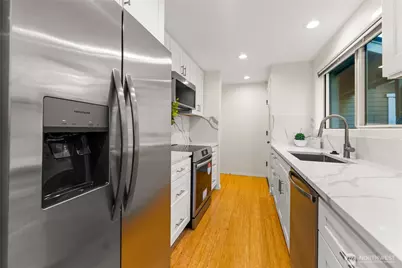 1218 101st Place NE, Bellevue, WA 98004 - Photo 9