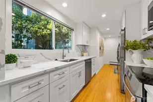 1218 101st Pl NE, Bellevue, WA 98004 - Photo 5