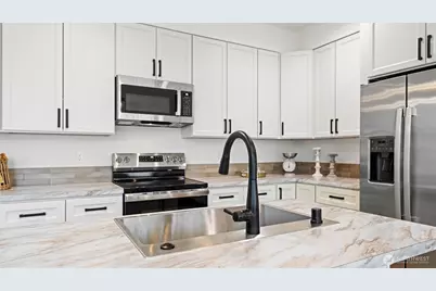 3527 W 6th Place, Kennewick, WA 99336 - Photo 13